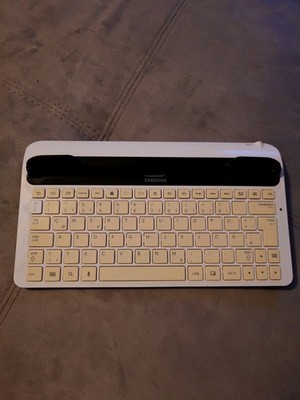 Samsung Galaxy Tablet Tastatur Dockingstation Modell ECR-K14AWE (Weiß) A