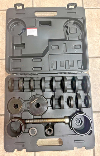 Maddox 21 PC. Front Wheel Drive Bearing Remover And Installer Kit MC21-1