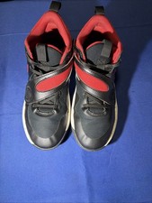 *New* Nike Team Hustle D 11 Youth Size 6Y Red Black Basketball Shoes DV8996-003