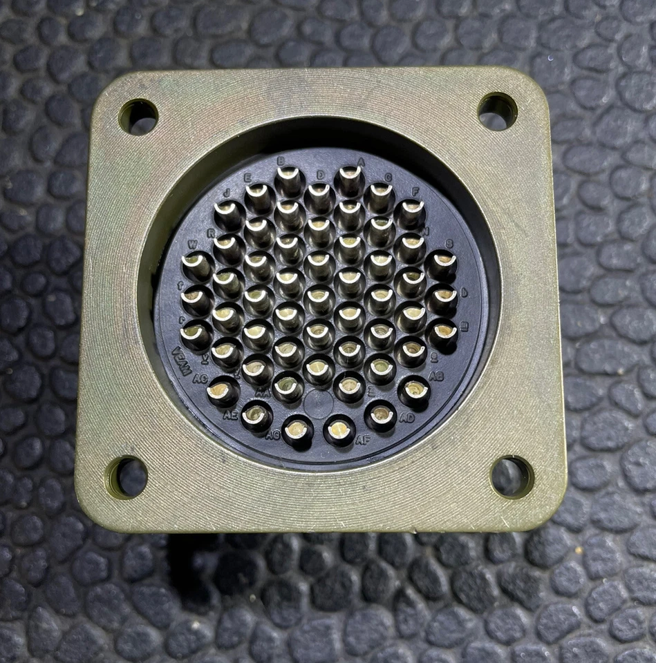 VEAM ITT Cannon Circle Connector CIR 54PIN Wall Mount A99309PP-32-22P-T3 0828 - Image 4 of 4