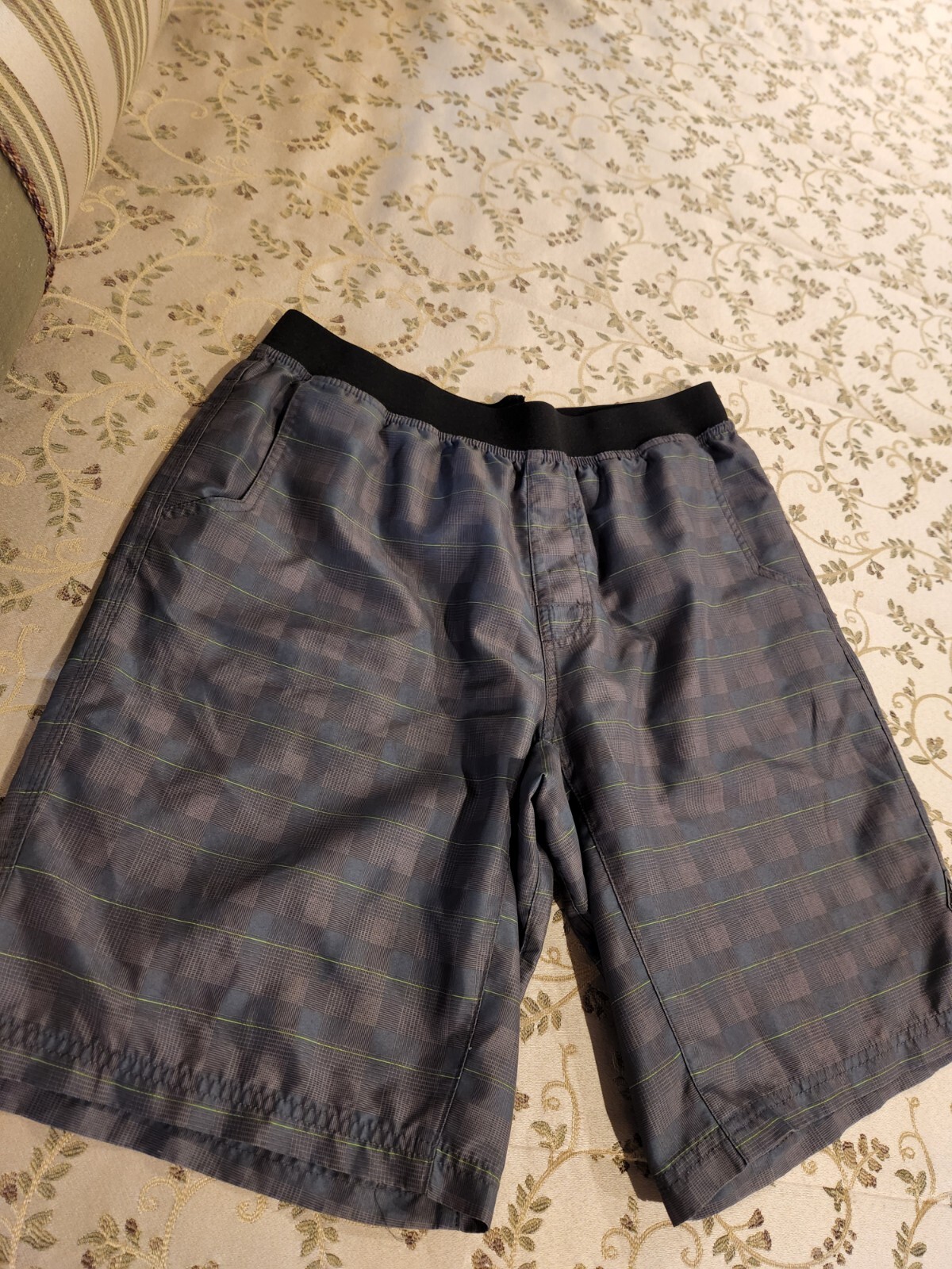 Men's PrAna Mojo UPF 50 Running Active Yoga Shorts S… Gem