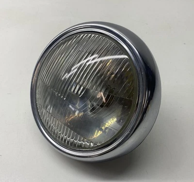 Mercedes W110 Heckflosse Front Scheinwerfer Chrom Ring Rahmen HELLA mit Dichtung - Bild 1 von 4