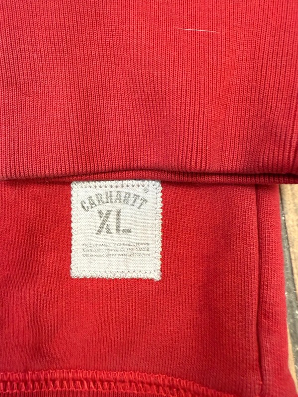 Carhartt sweatshirt size XL red and grey men’s. image 5