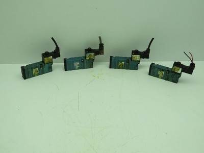 Mac 413A-00A-DM-DDAJ-2KJ Solenoid Valve DMB-DDAJ-2KJ 24VDC 5.4W 150PSI Lot of 4