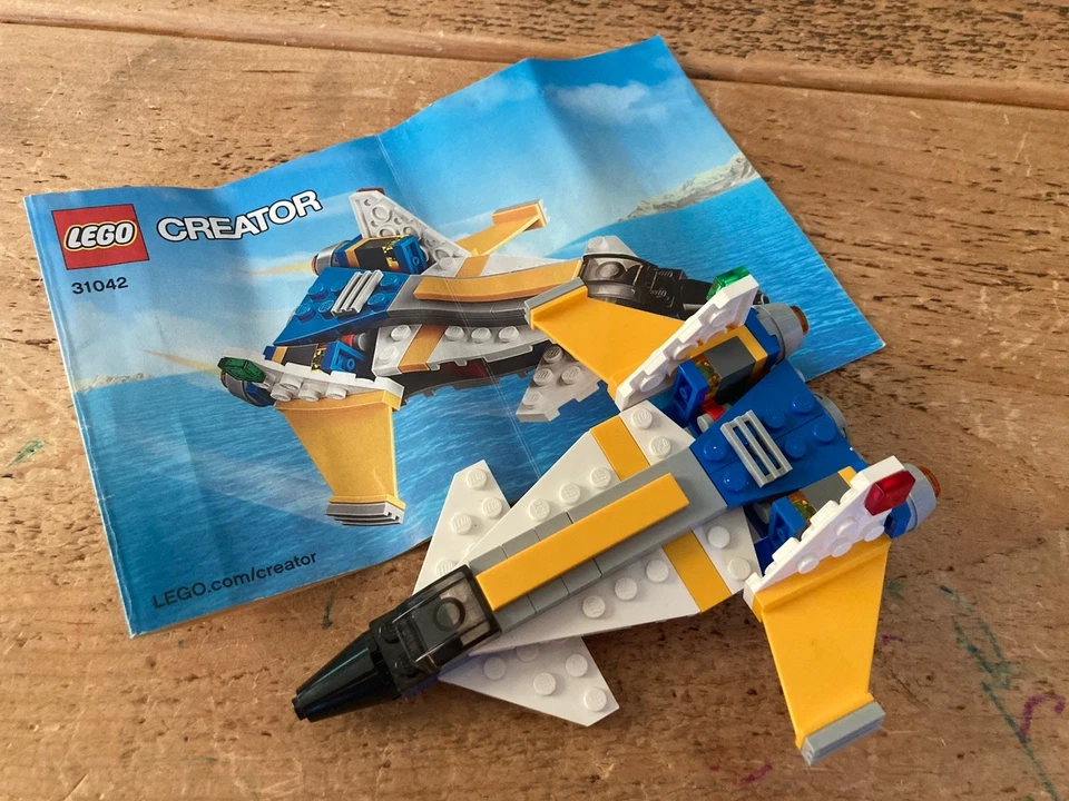 LEGO Creator 31042 Super Soarer, photo 1 of 5