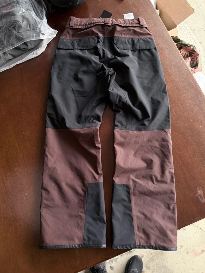 NEW 2026 Volcom Stone Mica 20K Women's Snow Outerwear Pants, Size Medium, - Image 3 of 4