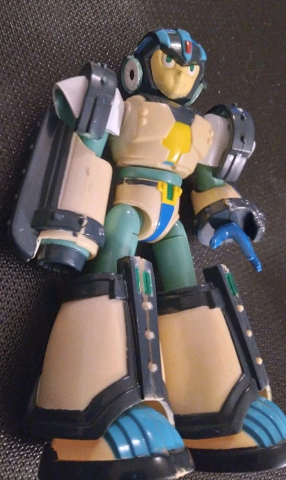 Capcom Megaman X Gaea Armor Ultimate Series 5” Bandai Model Kit Assembled Loose - Image 2 of 4