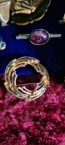 Vintage MADE IN GERMANY Egyptian Style Brooch, Scarab Earrings + Clip + Brooches - Picture 23 of 24