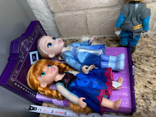 Disney Pincess Frozen Anna Elsa 6" Doll Petite Kristoff Bed singing Figure - Picture 8 of 12