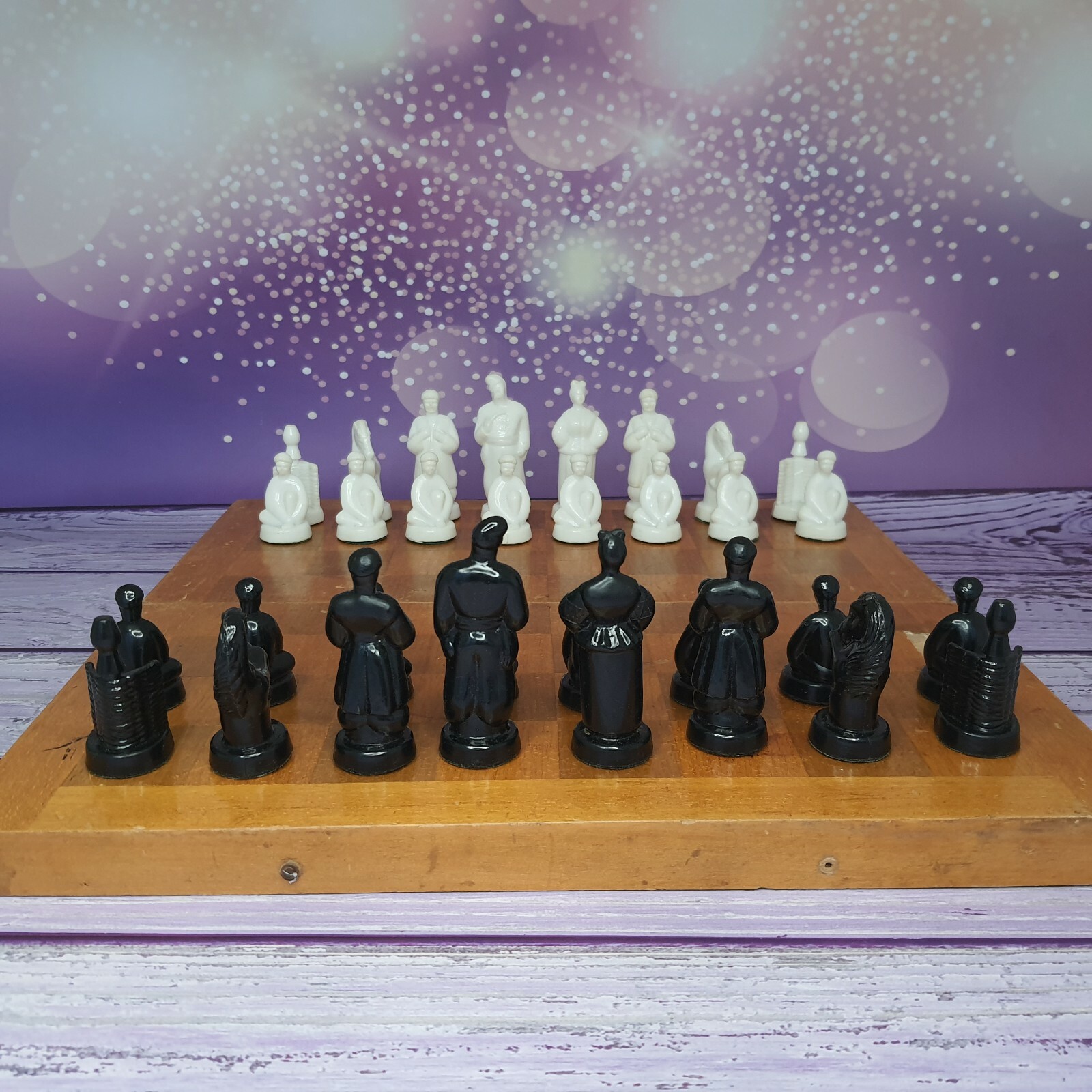 Khutorok, Ukrainian folk style, vintage chess set, soviet chess set