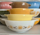 Pyrex Town And Country Cinderella Mixing Bowl Set Of 4