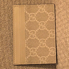 Gucci Beige GG Logo Leather Card Holder Pocket Style with Card Slots