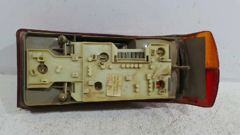 PILOTO TRASERO EXTERIOR IZQUIERDO / 2995 / 2995 MG 1300 MK II Foto 2 de 2