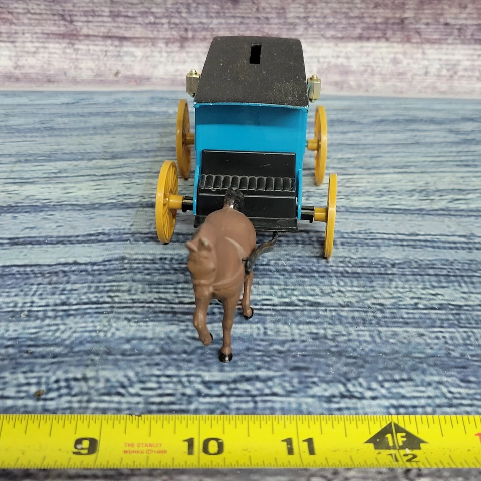 Vintage Ertl Montgomery ward horse drawn die-cast coin bank no key - Image 4 of 4