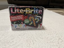 Brand New Lite Brite Hangable Mini Holiday Edition 90 Pieces Christmas Ornament