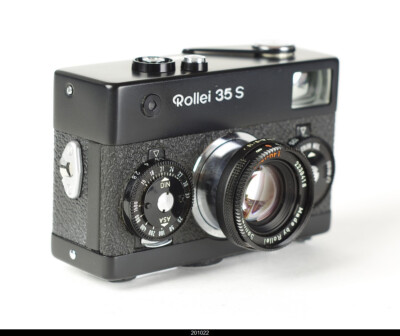 Rollei 35S Black 35mm Film Tested Camera HFT Sonnar 40mm F/2.8