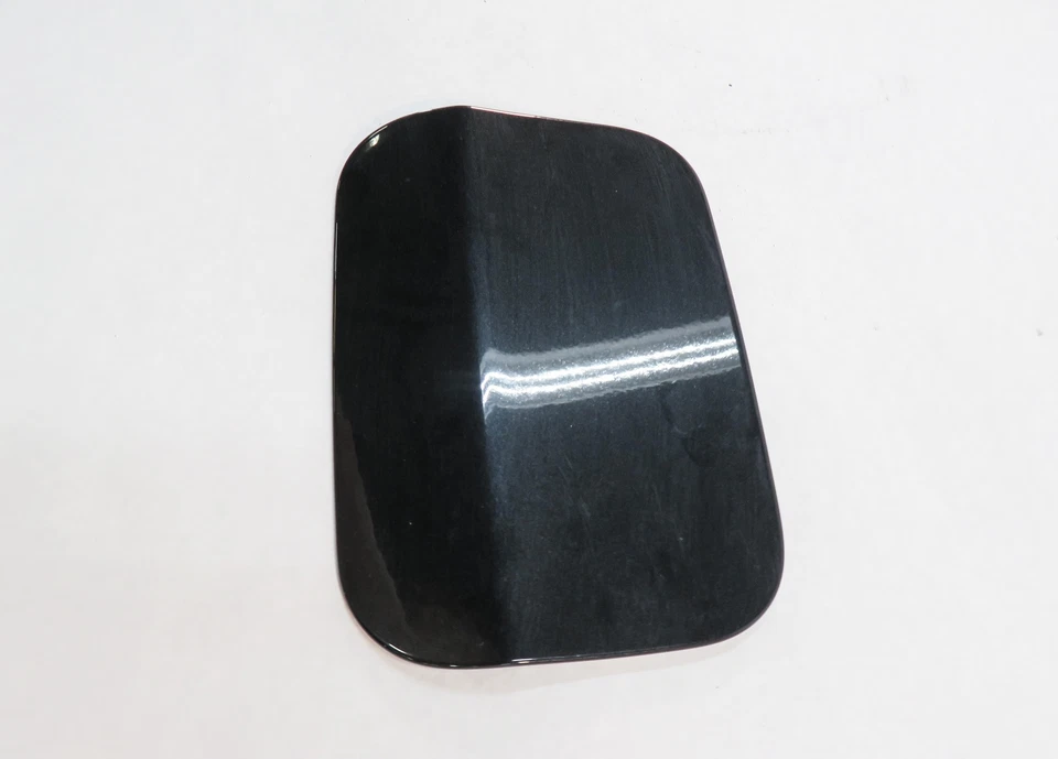 2004-2010 BMW 525i 528i 530i 535i 545i 550i M5 (E60) FUEL TANK DOOR TRIM (BLACK) - Image 4 of 4