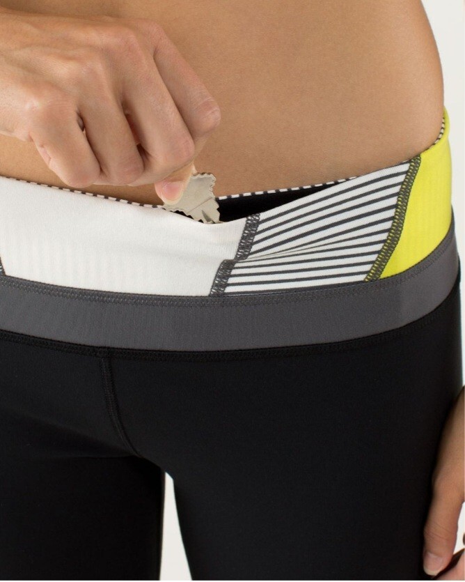 LULULEMON GROOVE PANT (Regular)Black / QUILT 07 SZ 6 REVERSIBLE 98