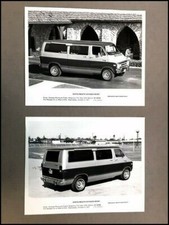 1978 Plymouth Voyager Sport Van Original 1-page Car Photo Press 1978 Plymouth Voyager Sport Van Original 1-page Car Photo Press