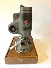 1950s DeJUR 8mm Home Movie Projector Model 750 w/Original Case w/Extras