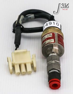 ボタン 14910 WASCO VACUUM SWITCH, 70TORR 1A, 115 VAC 125PSIG P110-51W3A