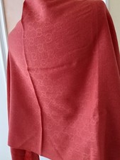 Gucci  stola in lana e seta.