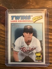 2026 Topps Heritage Luke Keaschall Chrome #116 Twins