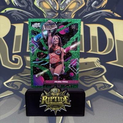 Zelina Vega WWE Topps Cosmic Chrome 2026 Green Space Dust Refractor /75 #110