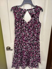 NWT White House Black Market V-Neck Sleeveless Floral Fit N Flare Dress Pink