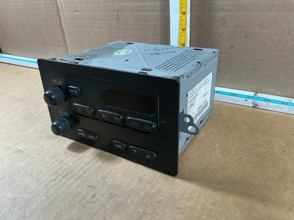 Receptor de radio de equipo de audio Chevrolet Express 1500 2003-2007 15131157 Foto 2 de 4