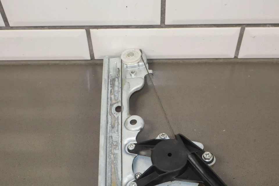 Regulador/motor ventana eléctrica delantera izquierda conductor Chevy GMC GMT800 99-02 Foto 3 de 4