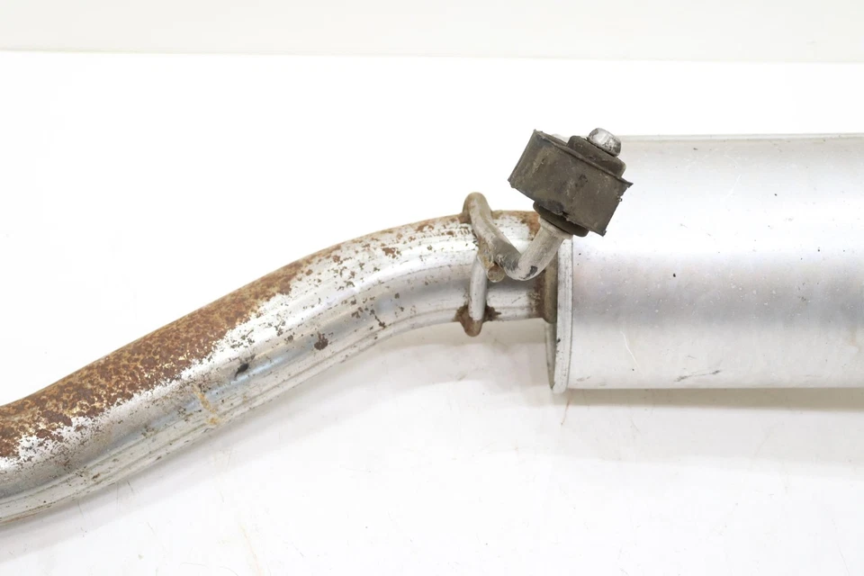 2015 - 2020 CHEVROLET SUBURBAN REAR EXHAUST SYSTEM MUFFLER TAIL HOSE PIPE OEM - Image 3 of 4