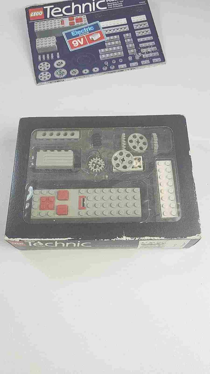 Vintage 1991 LEGO Technic 8720 9V Retired NEW And SEALED Power