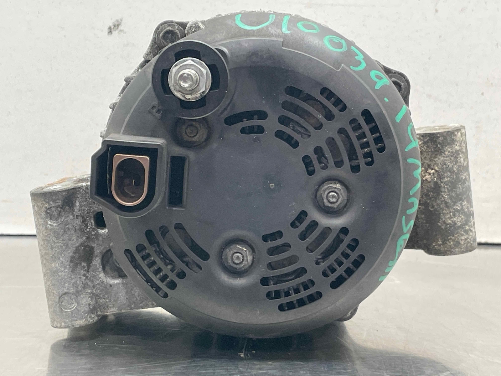 2014 Maserati Ghibli 3.0L OEM 12V 200 Amp Alternator 88K Denso 28996424485