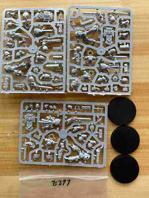 Uncolored model SPACE MARINES BLADEGUARD VETERANS WOW