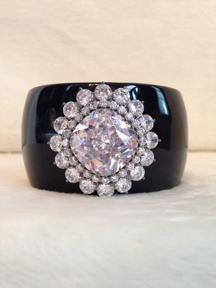 Новый Kenneth Jay Lane PAVE CZ, большой камень черный смолы на петлях браслет - Изображение 3 из 4