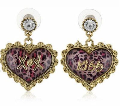 Betsey Johnson Orecchini Pendenti Donna A Cuore Con Cupcake E Frullatore - Metalloo, Vetro, Ipoallergenici, Regalo Originale