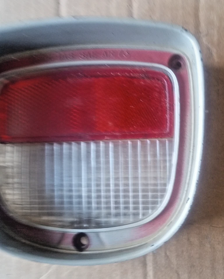 Chevy El Camino 1973-77 lente de luz de respaldo interior pasajero derecho 5965164 3 FC-5DG Foto 3 de 4