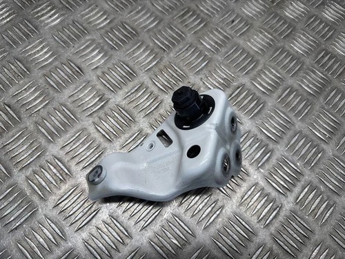 BMW X5 G05 Kotflügelhalter vorne rechts 7418215 3.00 Petrol 250kw 2025 33553660