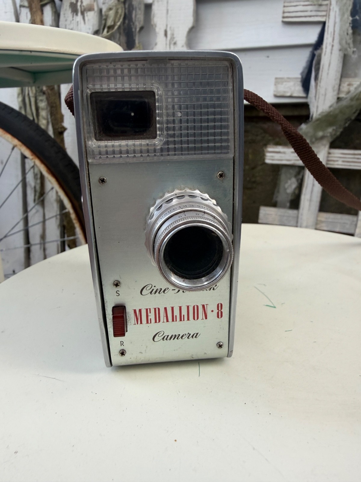 Vintage Cine-Kodak Medallion-8 Camera 8mm w/Field Case- Still Works