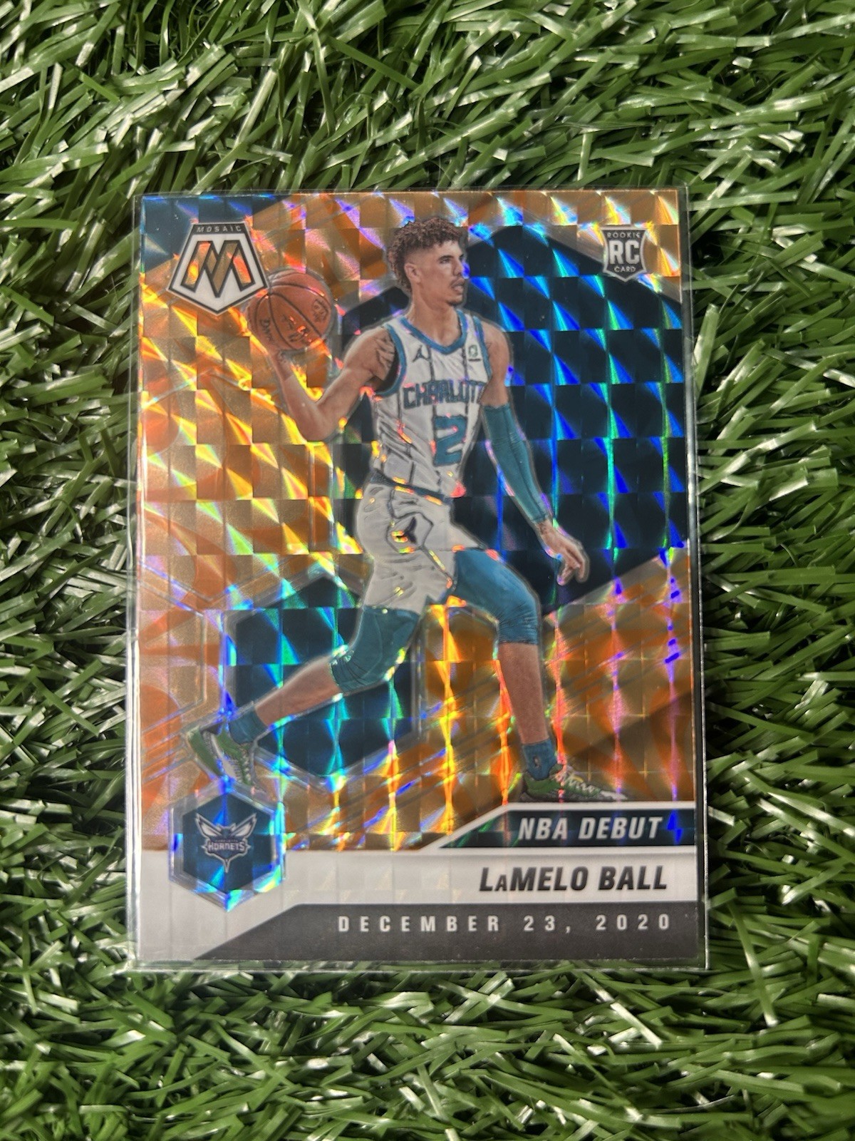2020-21 Panini Mosaic - NBA Debut LaMelo Ball #262 Reactive Orange Prizm (RC)