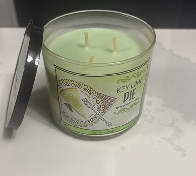 Bath & Body Works KEY LIME PIE Scented Large 3 Wick Candle 14.5 oz Read Descrpt
