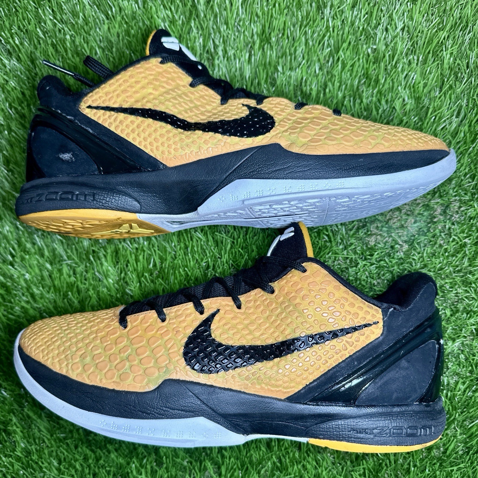 Size 10.5 - Nike Zoom Kobe 6 Lightbulb