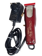 Cortapelos inalámbrico Wahl Magic Clip modelo 8591L rojo borgoña auricular funcionando