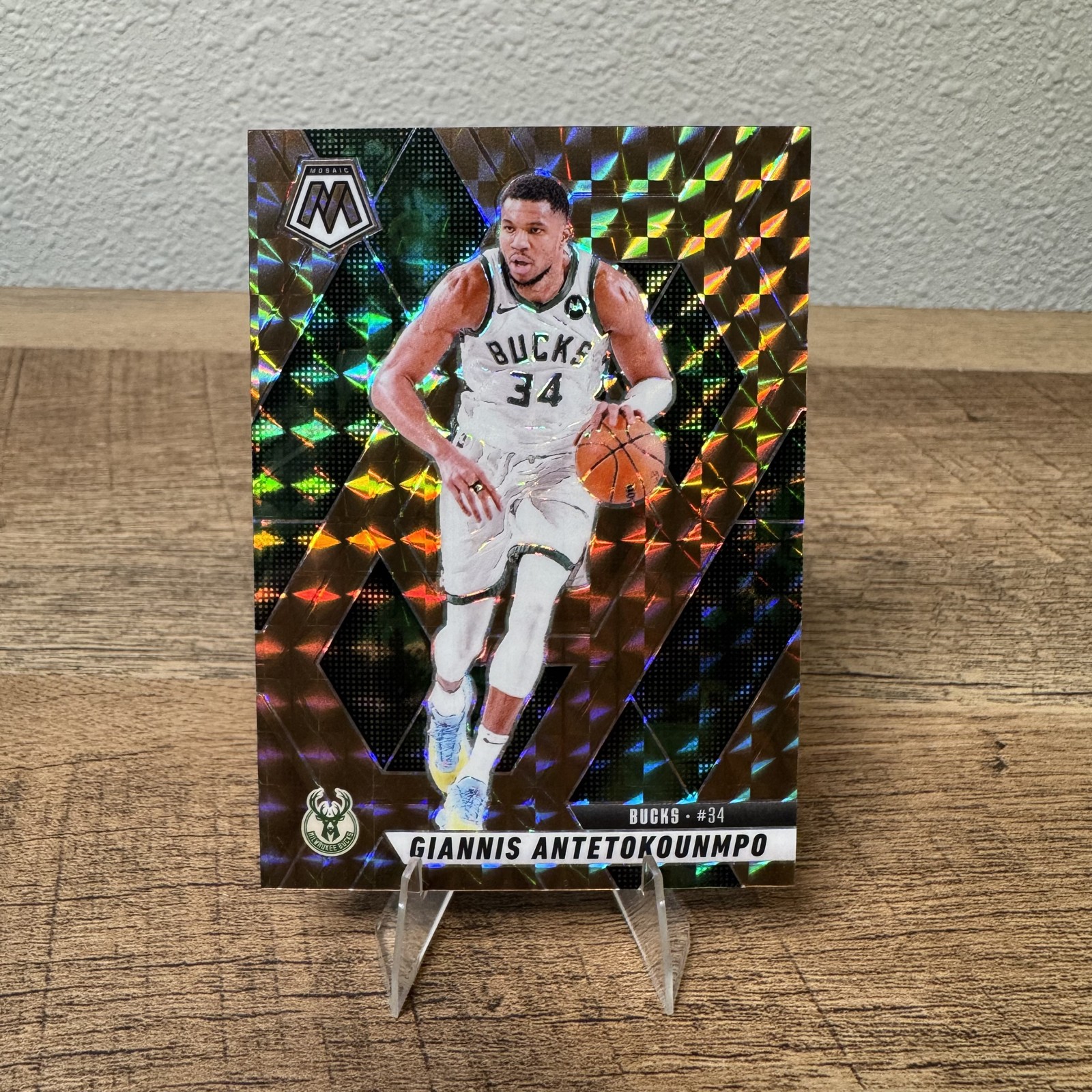 2024-25 Panini Mosaic - Giannis Antetokounmpo #13 Bronze Mosaic Prizm /75