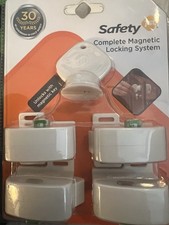 Safety 1st HS132 Complete Magnetic Locking System 4 Locks 1 Key NEW Safety Baby