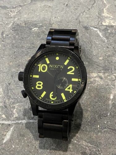NIXON 51-30 TIDE ALL BLACK / YELLOW Men Wristwatch Casual Used Japan New Battery - Picture 1 of 12