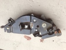 Mercedes R129 Schloss Verdeckkasten 1298001274 rechts Mercedes R129 Schloss Verdeckkasten 1298001274 rechts