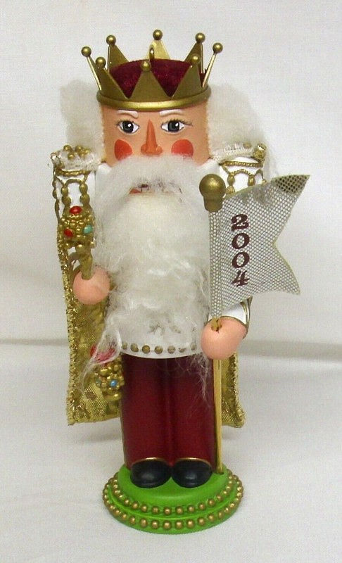 Hallmark Ornament Club Exclusive  Nutcracker King 2004 Vintage