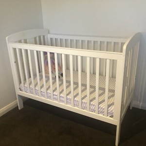 grotime cot and change table